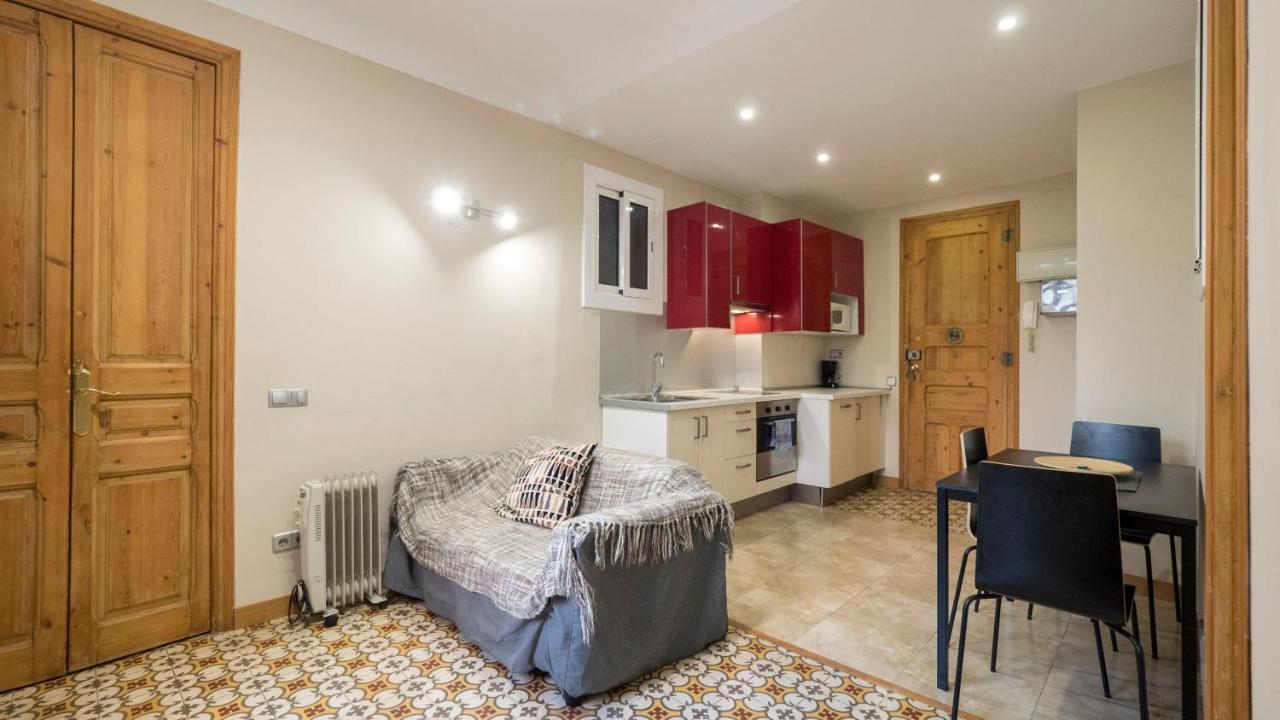 Acogedor Apartamento De 2 Dormitorios Barcelona Eksteriør billede