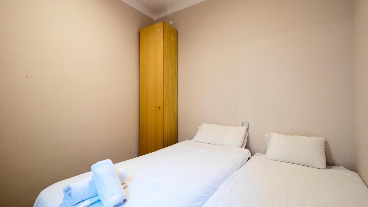 Acogedor Apartamento De 2 Dormitorios Barcelona Eksteriør billede